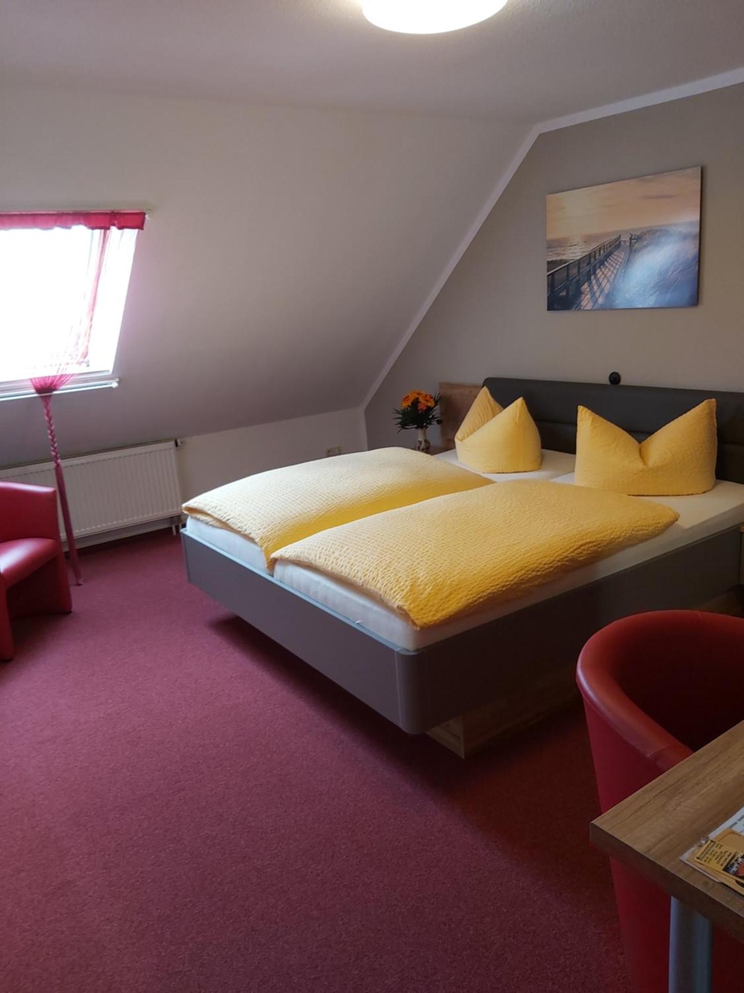 Gaestehaus Pension Hess - Das Kleine Hotel Гюстров Номер фото