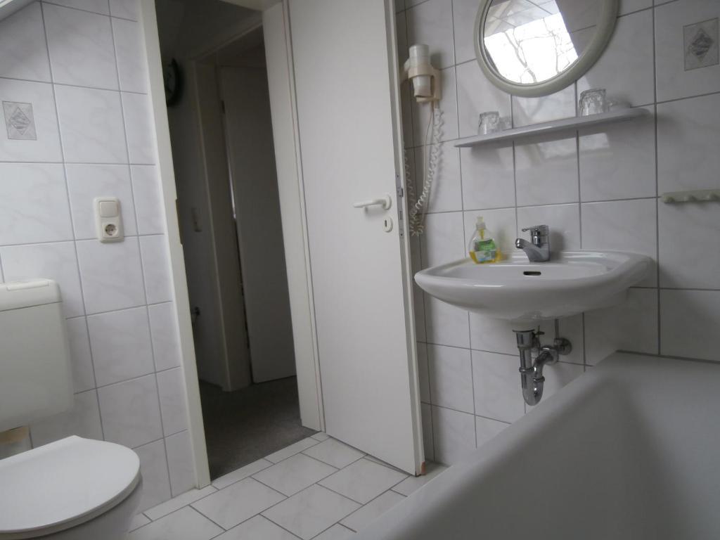 Gaestehaus Pension Hess - Das Kleine Hotel Гюстров Номер фото