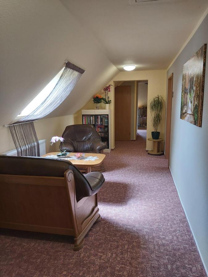Gaestehaus Pension Hess - Das Kleine Hotel Гюстров Экстерьер фото